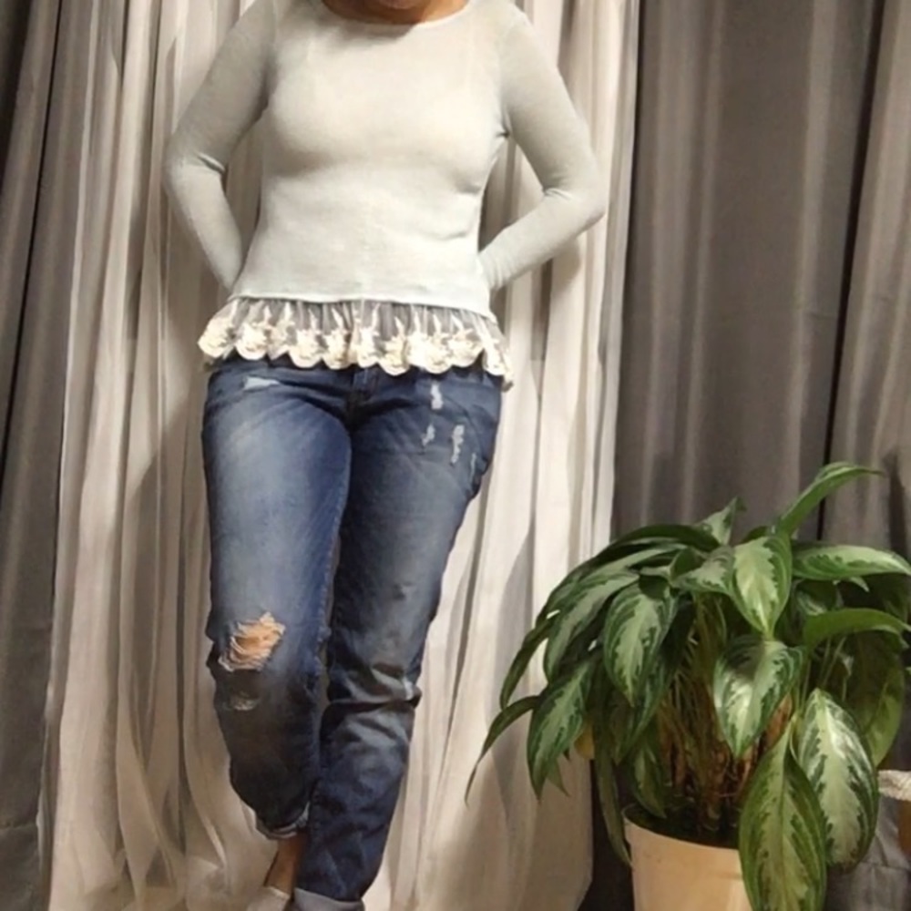 SOPRANO • Knit Lace Trim Sweatshirt Top L